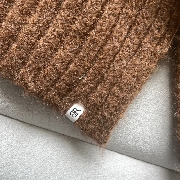 Banana Republic scarf - Picture 4 of 4